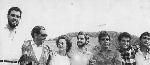 Hermanos y padres: Darío y Lucía. Francisco Sergio. David Eugenio. Andrés Darío. Pablo Felipe. Pedro Juan